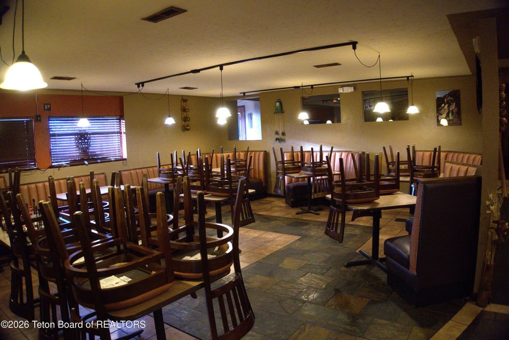 942 SHOSHONI Street, Thermopolis, WY 82443 photo 22