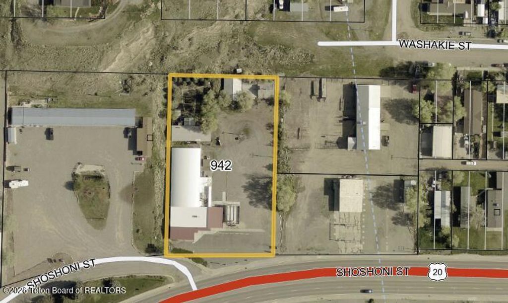 942 SHOSHONI Street, Thermopolis, WY 82443 photo 4