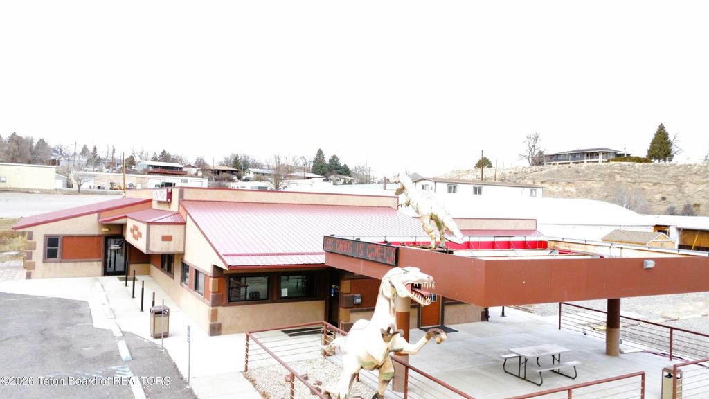 942 SHOSHONI Street, Thermopolis, WY 82443 photo 7