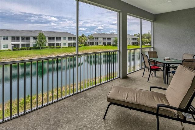 6954 Avalon CIR 707, Naples, FL 34112