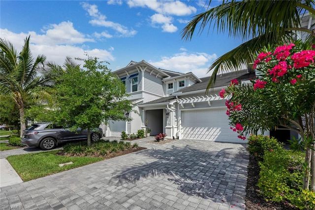 6954 Avalon CIR 707, Naples, FL 34112