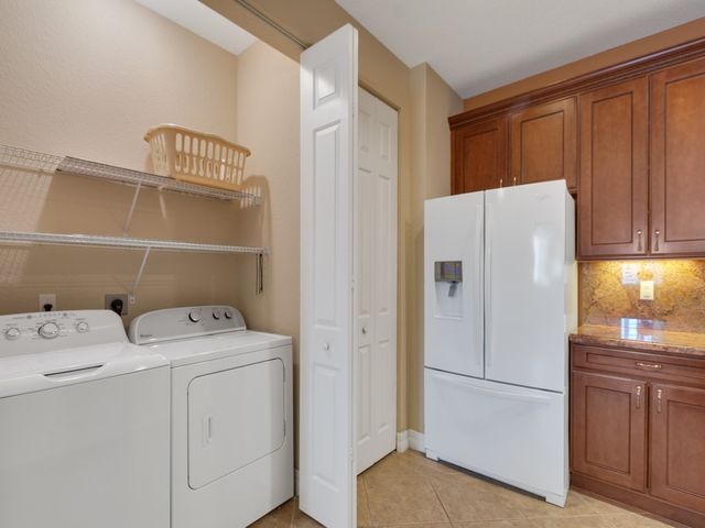 6305 Oxford Circle 101A, Vero Beach, FL 32966