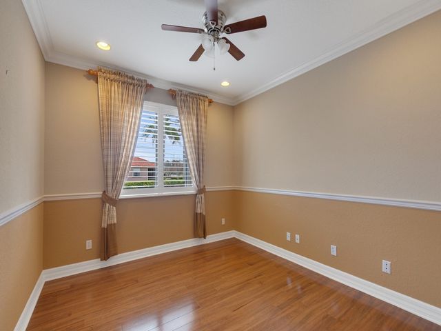 6305 Oxford Circle 101A, Vero Beach, FL 32966