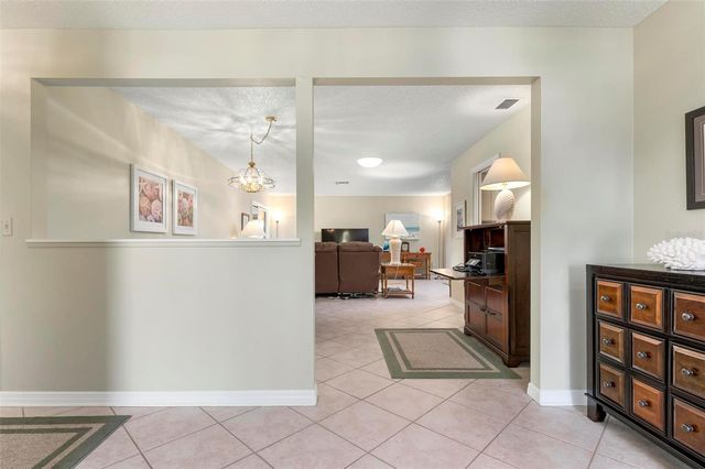3896 WILSHIRE DRIVE 11, Sarasota, FL 34238