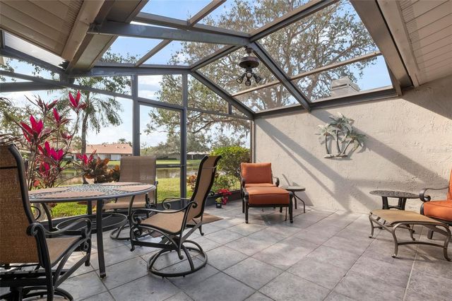 3896 WILSHIRE DRIVE 11, Sarasota, FL 34238