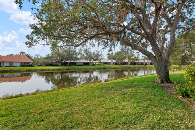 3896 WILSHIRE DRIVE 11, Sarasota, FL 34238