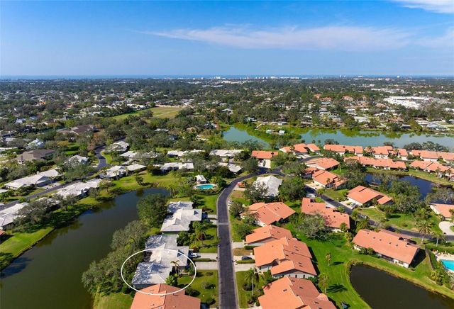 3896 WILSHIRE DRIVE 11, Sarasota, FL 34238