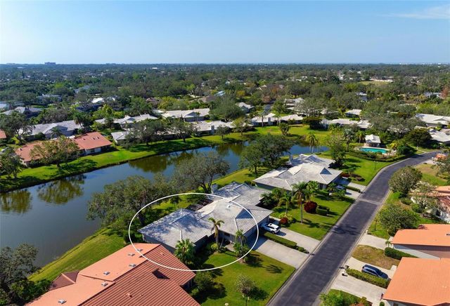 3896 WILSHIRE DRIVE 11, Sarasota, FL 34238