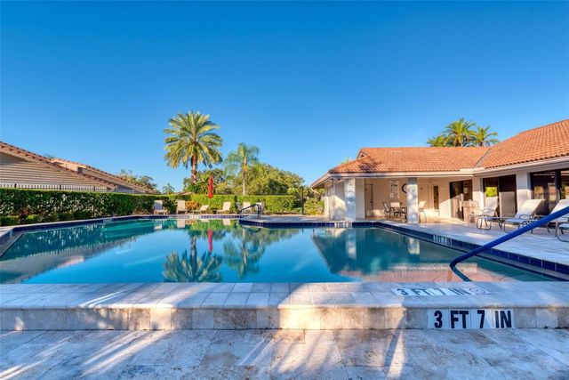 3896 WILSHIRE DRIVE 11, Sarasota, FL 34238