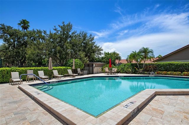 3896 WILSHIRE DRIVE 11, Sarasota, FL 34238