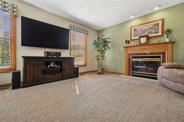 3959 Sunflower Ct, Murrysville, PA 15668