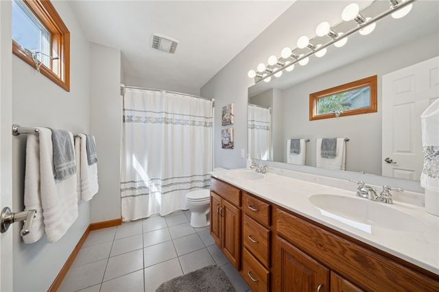 3959 Sunflower Ct, Murrysville, PA 15668