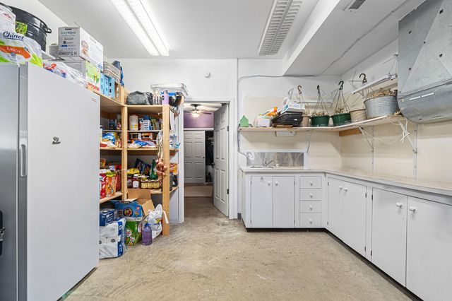 30720 N Mill Rd, Deer Park, WA 99006
