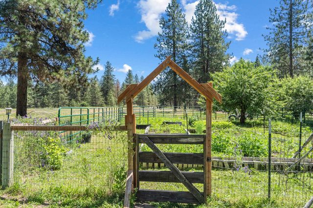 30720 N Mill Rd, Deer Park, WA 99006