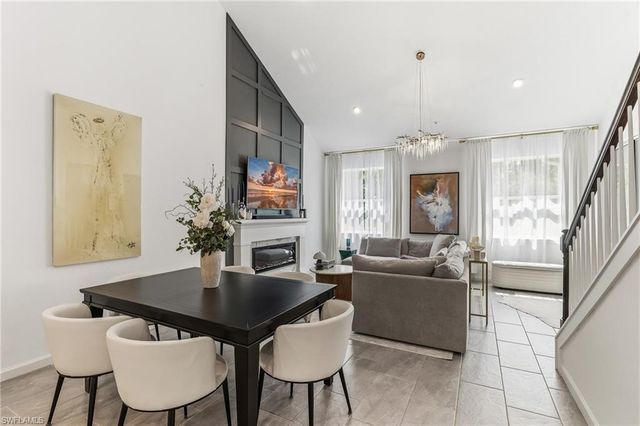 4704 Arboretum CIR 102, Naples, FL 34112