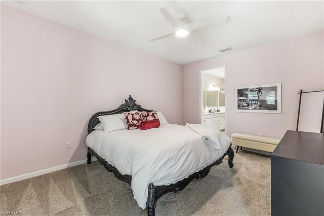 4704 Arboretum CIR 102, Naples, FL 34112
