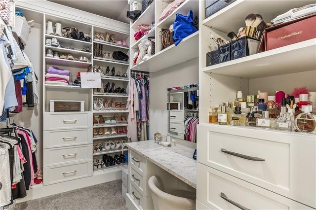 4704 Arboretum CIR 102, Naples, FL 34112