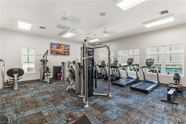 4704 Arboretum CIR 102, Naples, FL 34112