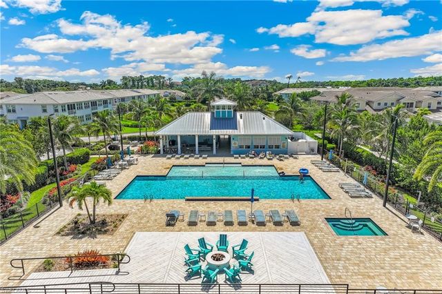 4704 Arboretum CIR 102, Naples, FL 34112