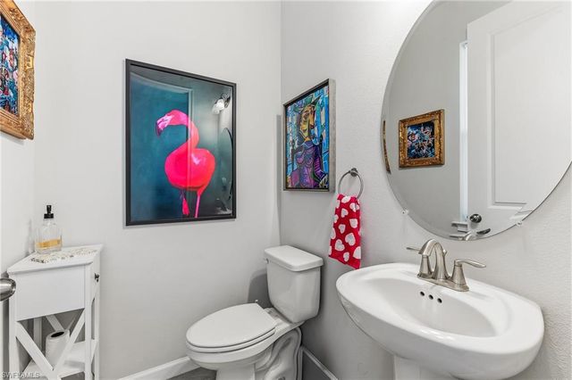 4704 Arboretum CIR 102, Naples, FL 34112
