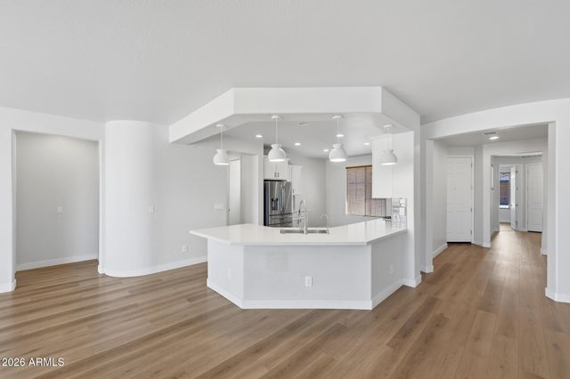 25548 N 104th Drive, Peoria, AZ 85383
