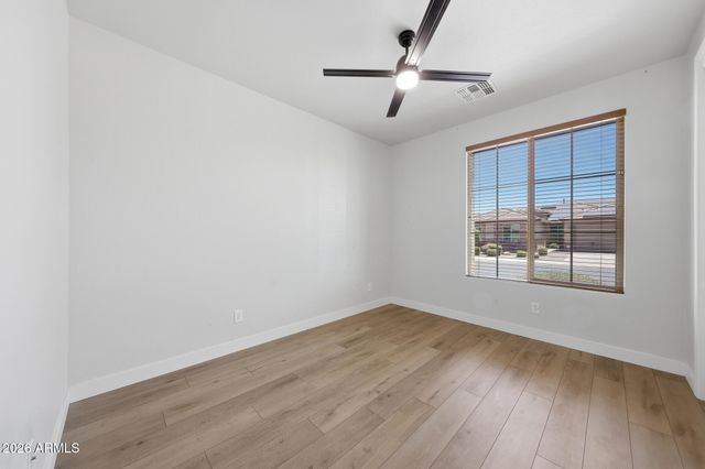 25548 N 104th Drive, Peoria, AZ 85383