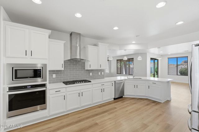 25548 N 104th Drive, Peoria, AZ 85383