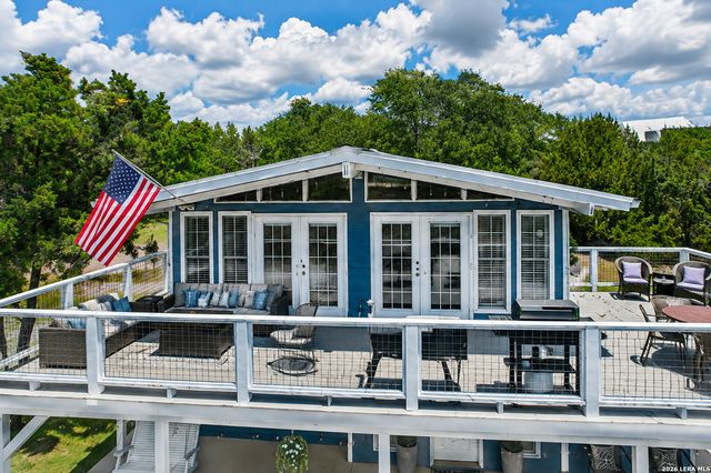 1215 STAGECOACH DR, Canyon Lake, TX 78133