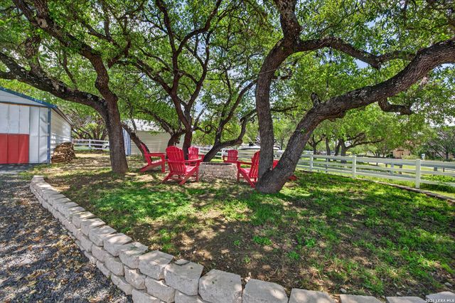 1215 STAGECOACH DR, Canyon Lake, TX 78133