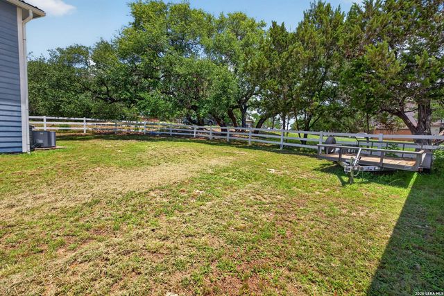 1215 STAGECOACH DR, Canyon Lake, TX 78133