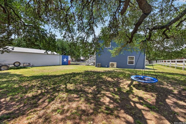 1215 STAGECOACH DR, Canyon Lake, TX 78133