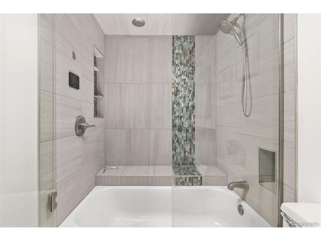 604 W 9th St, Loveland, CO 80537