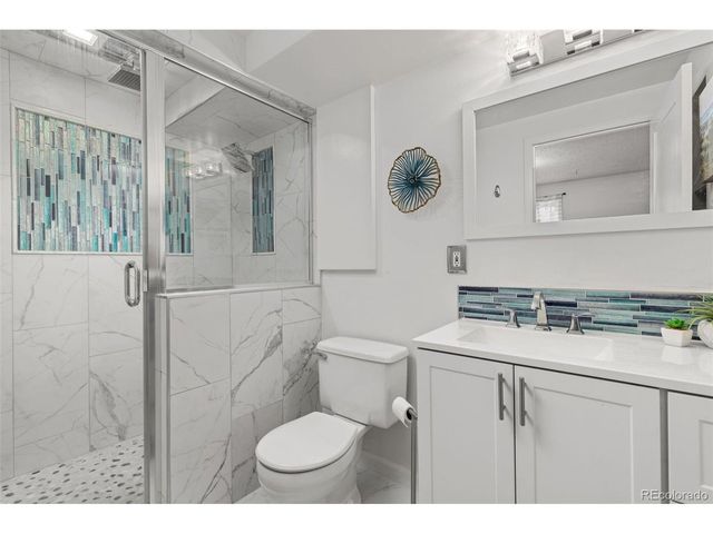 604 W 9th St, Loveland, CO 80537