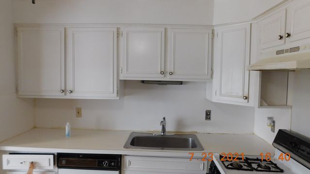 490 N Fox Hills Drive 1, Bloomfield Hills, MI 48304