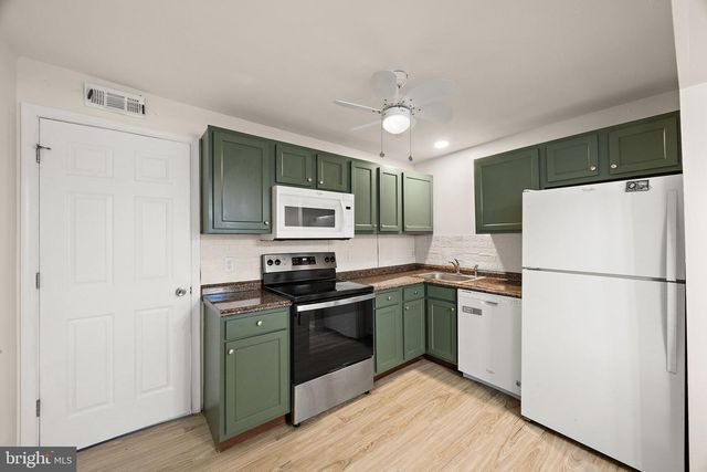 112 VILONE RD, Wilmington, DE 19805