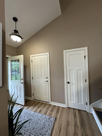 127 Robinson Drive, Circle Pines, MN 55014