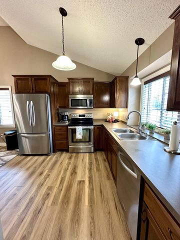 127 Robinson Drive, Circle Pines, MN 55014