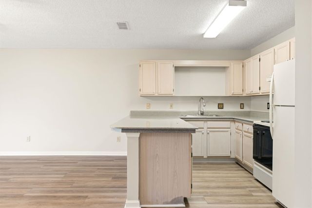 1129 White Tree Ln Unit D, Myrtle Beach, SC 29588