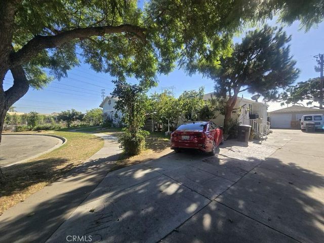 5756 Rocket Street, Lakewood, CA 90713