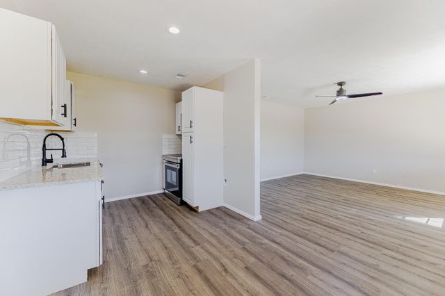 3305 Elm Grove Road, Rowlett, TX 75098