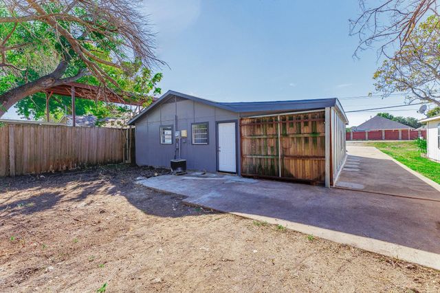 3305 Elm Grove Road, Rowlett, TX 75098