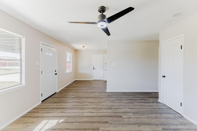 3305 Elm Grove Road, Rowlett, TX 75098