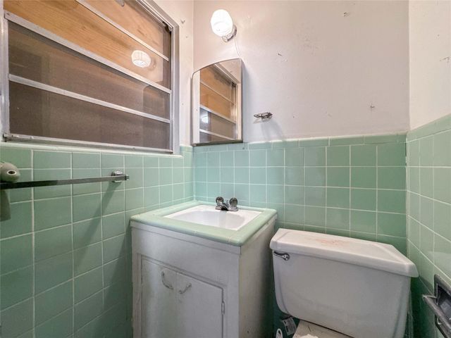 2337 Pearland Avenue, Pearland, TX 77581