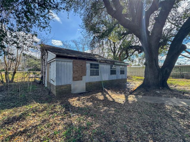 2337 Pearland Avenue, Pearland, TX 77581