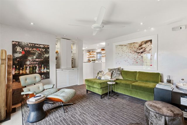 1122 Tano Del Este, Santa Fe, NM 87506