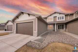 5917 S Spirea Ave Avenue, Sioux Falls, SD 57108