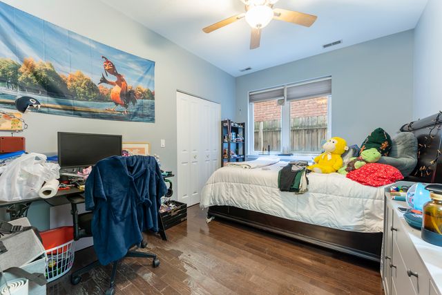 6311 W Belmont Avenue 1, Chicago, IL 60634