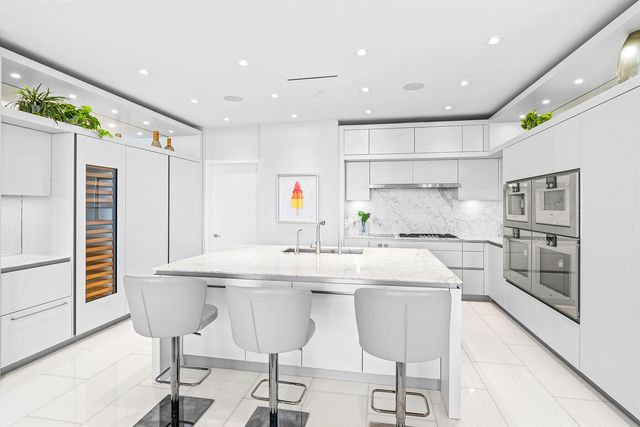 1100 S Flagler Drive 1403, West Palm Beach, FL 33401