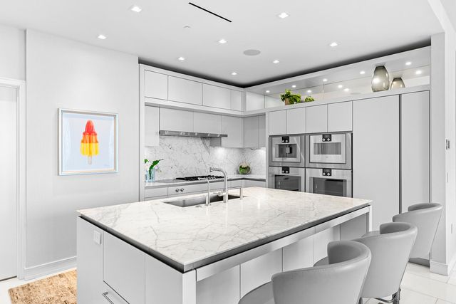 1100 S Flagler Drive 1403, West Palm Beach, FL 33401