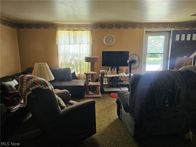 614 Meadowbrook Avenue SE, Warren, OH 44484